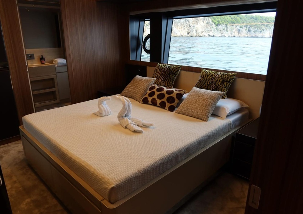 Riva 100 Corsaro-guest